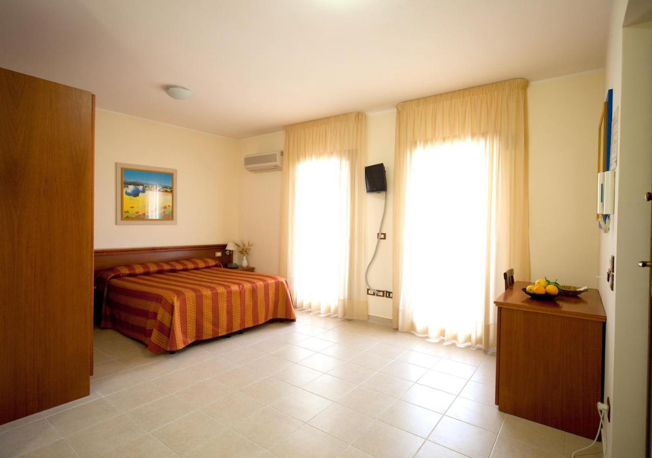 Hotel Residence Al.Pa. Reggio Calabria Exterior photo